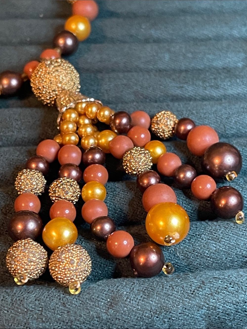 1960’s Japan Multi-Colored Beaded Tassel Necklace & Clip-On Earring Set - Picture 7 of 9